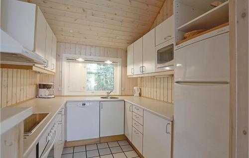  Holiday Home Turistvej Nexø in Snogebæk