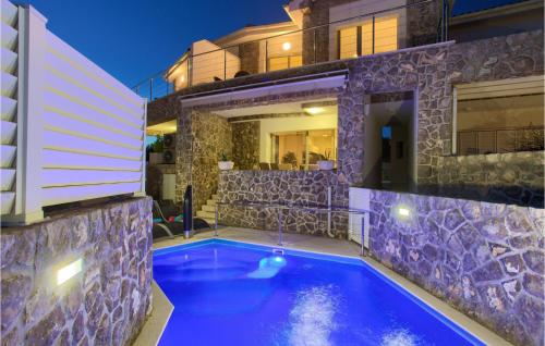 Amazing home in Krk with WiFi, Outdoor swimming pool and Heated swimming pool - Krk