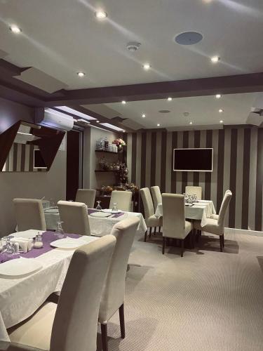 مطعم, Hotel Viva in كراجوجفاك