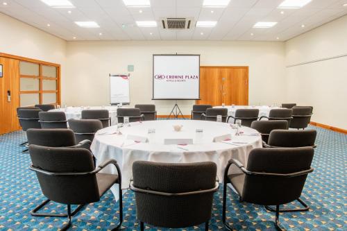 Crowne Plaza Chester an IHG Hotel - image 14