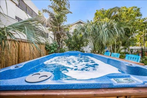 Seahorse Suite home - image 3
