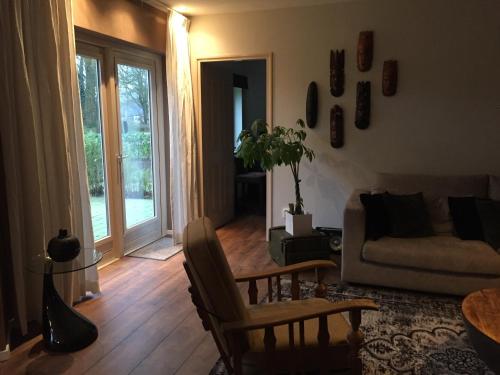  Rumah kita, bungalow met 2 slaapkamers in het mooie Drenthe in Erm