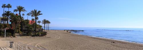 BenalSuite estudio, piscina y playa en BenalBeach, Benalmadena
