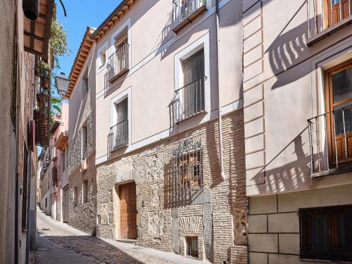 La Casa del Lirón by Toledo AP