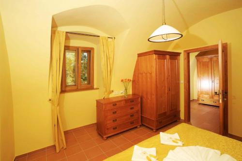 Hotel Kristin Hrádek - image 4