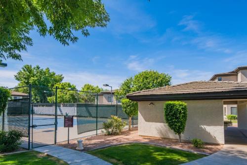 WanderJaunt - Horizon - 2BR - North Scottsdale - image 9