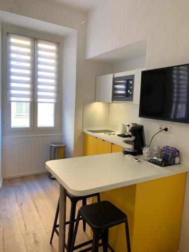 STUDIO rue pietonne Ajaccio