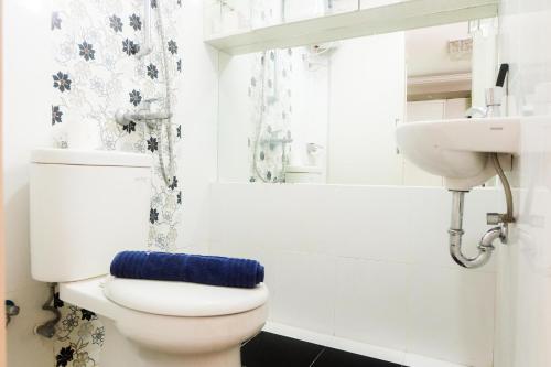 Posh 2BR Apartment at Bassura City near Shopping Mall By Travelio