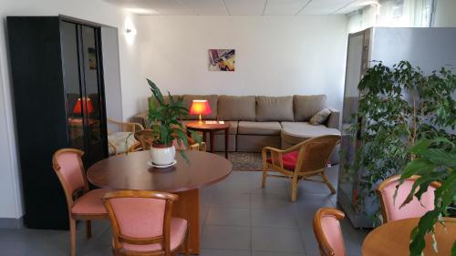 Logis Hôtel le Grand Terre
