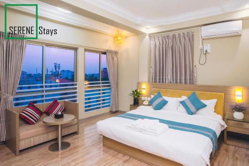 Deluxe Double Room image 2