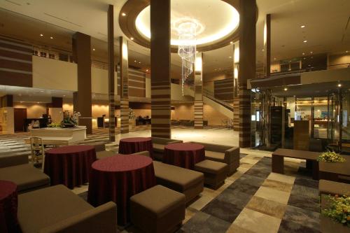 Lobby, ANA Crowne Plaza Hotel Kushiro near Nusamai Bridge