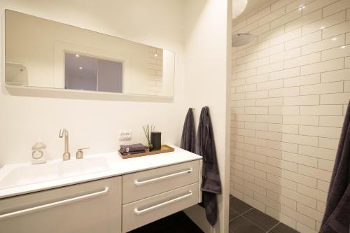 Absolute Deluxe Apartment on Kongens Nytorv - image 2
