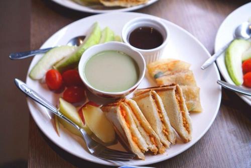TREE HOUSE in Yanpu Township