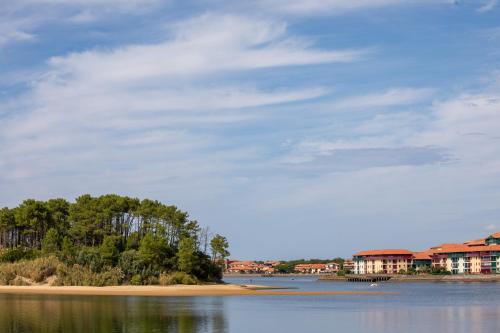 SOWELL RESIDENCES Pignada Plage - image 6