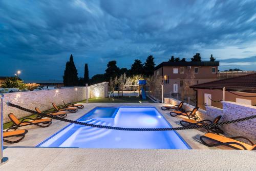 Superb villa Maxima with private pool, sauna, jacuzzi, playground for up to 18 persons, extra pool heating available