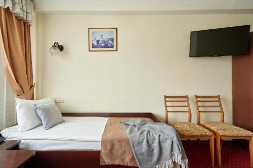 Hotel Druzhba - image 11