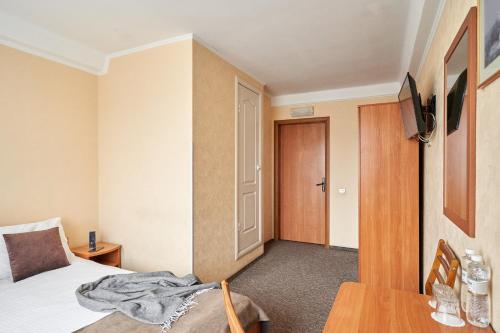 Hotel Druzhba - image 6