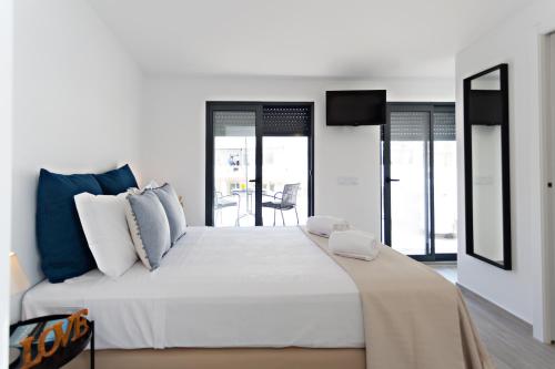 Faro Clara Suites