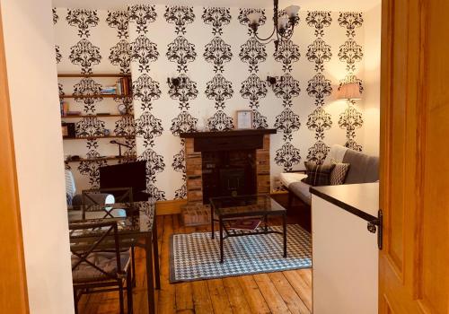 The Royal Mile Residence by Reserve Apartments - image 10