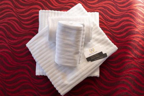 Imperial Suite Guest House - image 12