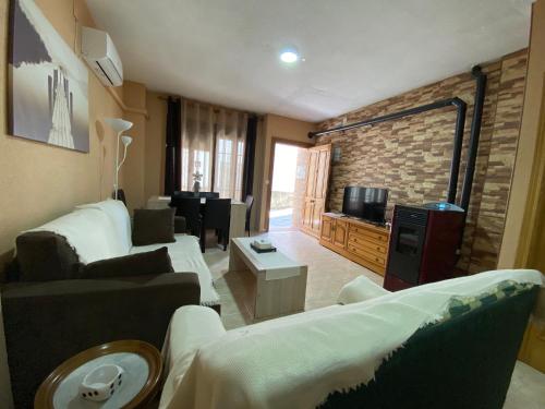 AT Rural NAVALINDA in Casas Del Monte