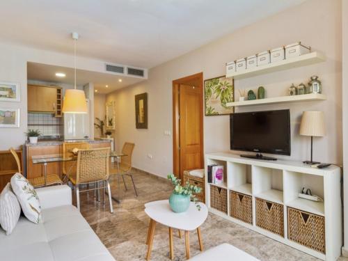 Cozy apartment with parking and pool in Mijas