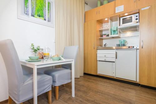 kuhinja, Ein Bett im Norden in Fehmarn
