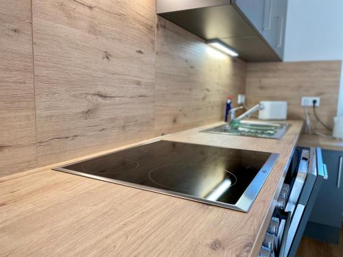 BRIGHT - BeachStyle - KITCHEN - KINGBED - PARKING - NETFLIX