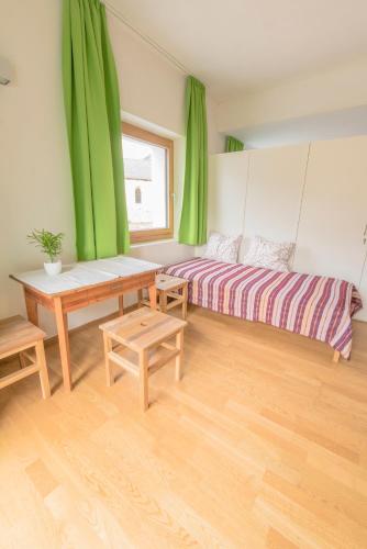  Ora et labora in Mals im Vinschgau