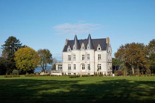 Chateau de Kergeorget - Vue sur le Golfe gîte à louer Gulf of Morbihan