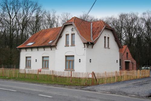 Jachthuis Au Bois Du Gheer