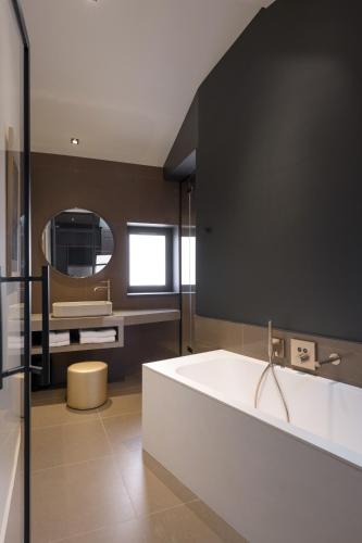 MiHotel Tour Rose - image 12