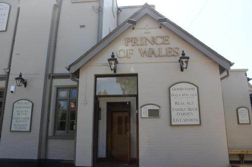 Entrada, Prince of Wales in Whippingham and Osborne