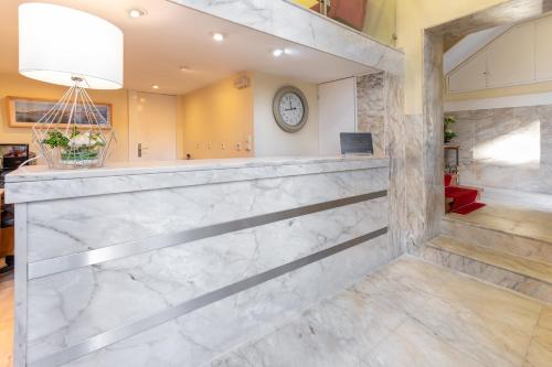 Előcsarnok, Hotel do Norte near Das Almas Templom