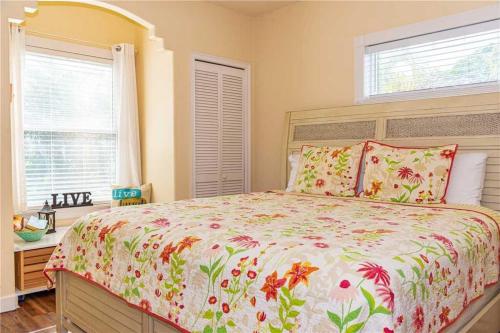 Castaway Cottage - image 4