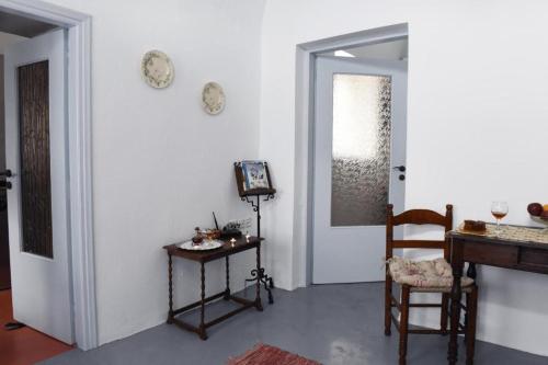 Calderimi Traditional Houses – Fira, UT