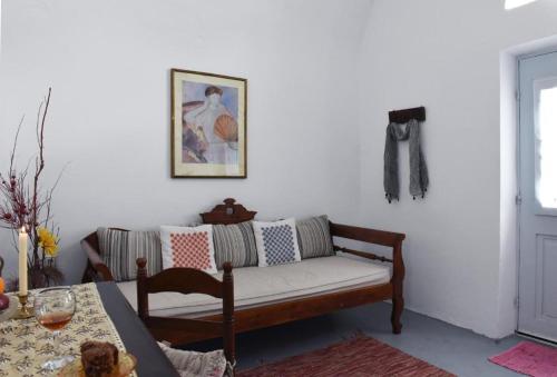 Calderimi Traditional Houses – Fira, UT