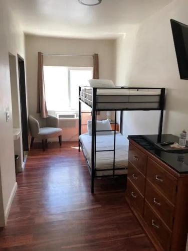 Double or Twin Room with Private Bathroom