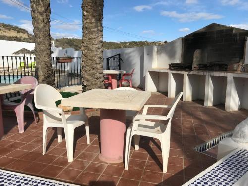 Apartamento VenAVera Playa VERA COLINA Apto. 3 Bajo Piscina Muy Tranquilo WIFI - image 3