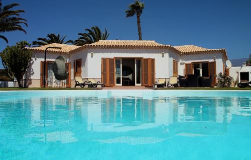 Vacation Station, Golf del Sur