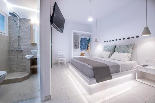 Ducha, Gaia lux inn in Milos Island