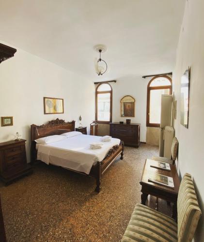 CA’ SAMUELE Authentic Venetian Apartment