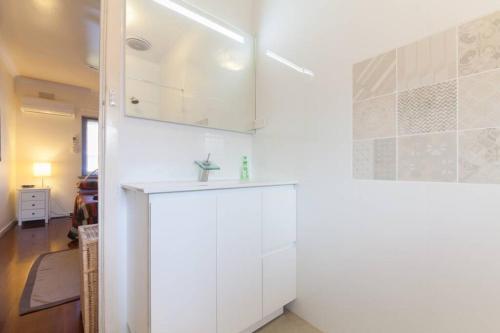 B7 Close to UWA, Swan River, Cafes and The New Children's Hospital