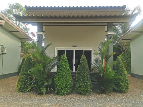 Lung Pod Kow Resort in Pathio