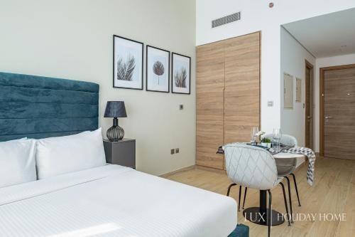 LUX - Studio One Suites 2