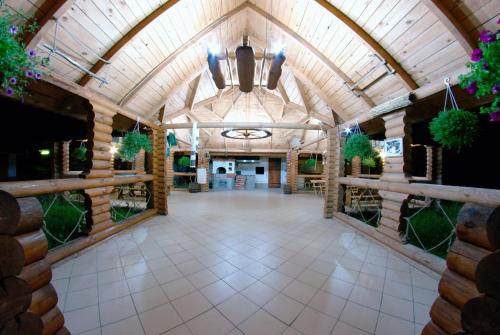 المرافق, Hotel Mirage in Sudova Vyshnya