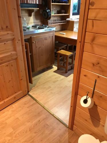 Les roulottes du Bazois gîte à louer Tintury