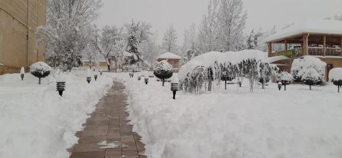 Kaspia Yeddi Gozel Hotel