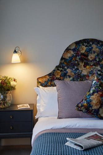 Hertford House - image 10