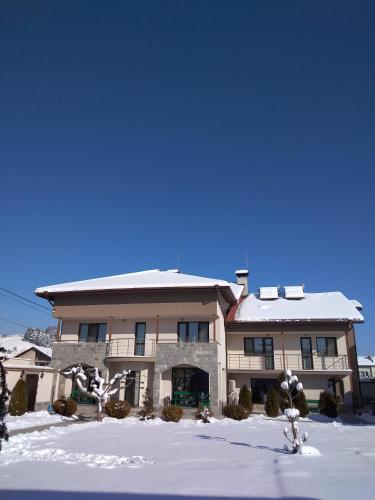Viesnīcas āriene, Sveti Nikola Villas near Borovets in Širokidola